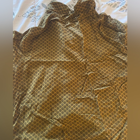 Urban Outfitters Patterned Top - Picture 3 of 3